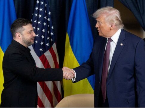 Trump pressiona Zelensky para “fechar acordo” com Putin