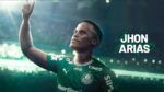 Jhon Arias embarca para o Brasil; veja quando será a estreia pelo Palmeiras
