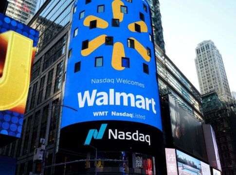 Telão do Walmart na Wall Street