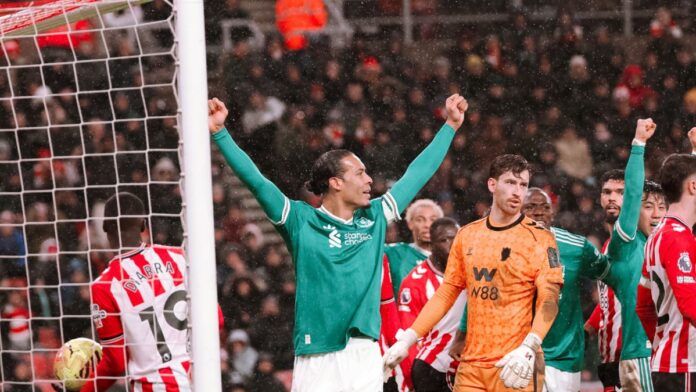 Liverpool vence Sunderland por 1 a 0 e se aproxima do G-4 da Premier League