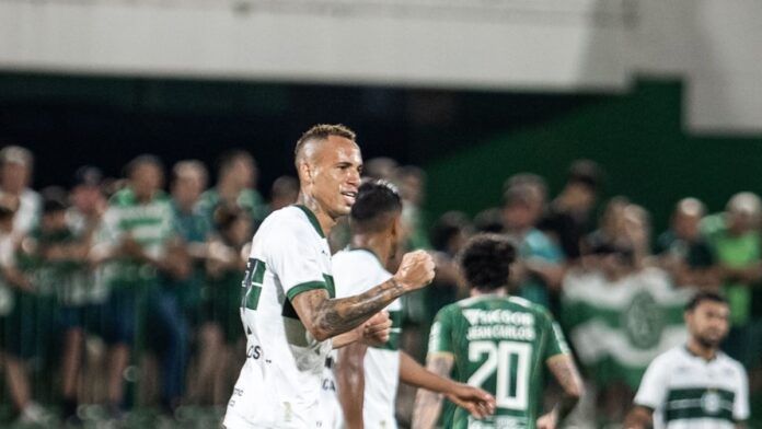 Operário x Coritiba: onde assistir ao jogo ao vivo