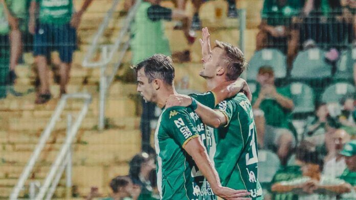 Brusque x Chapecoense: onde assistir ao jogo ao vivo