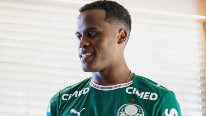 Jhon Arias chega ao Brasil e será apresentado nesta tarde no Palmeiras