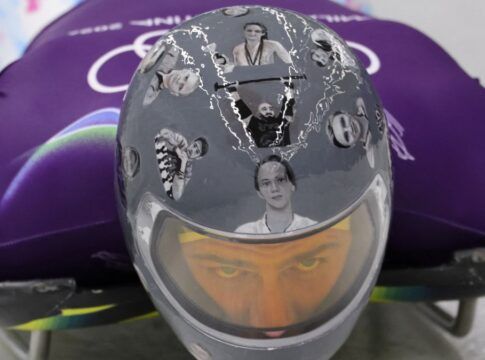 COI proíbe capacete de atleta ucraniano com imagens de mortos em guerra