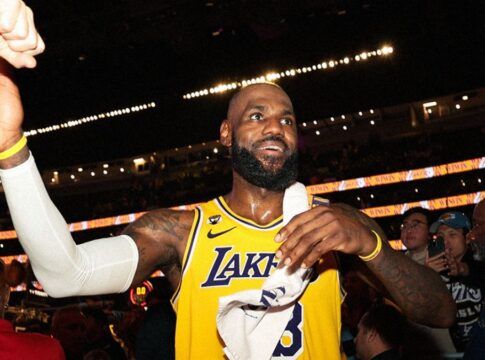 LeBron desabafa após derrota dos Lakers: “não somos um time campeão”