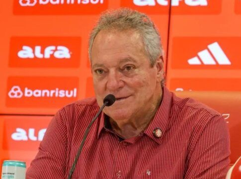 STJD suspende Abel Braga por cinco jogos e aplica multa de R$ 20 mil por fala homofóbica