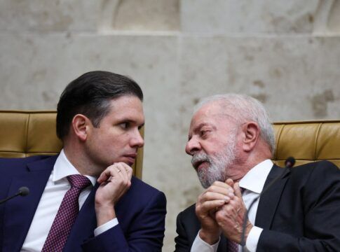 Lula destaca fim da escala 6×1 e regulação de trabalho por aplicativos em mensagem ao Congresso