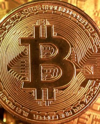 Documentos ligam Epstein a Bitcoin, e entusiastas lamentam: “Financiamos pedófilos”