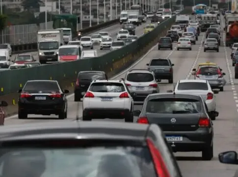 Rodovias federais registram 8 acidentes por hora, aponta levantamento