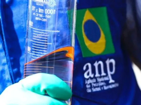Inmetro e ANP encontram 362 irregularidades em postos de combustíveis em nove estados