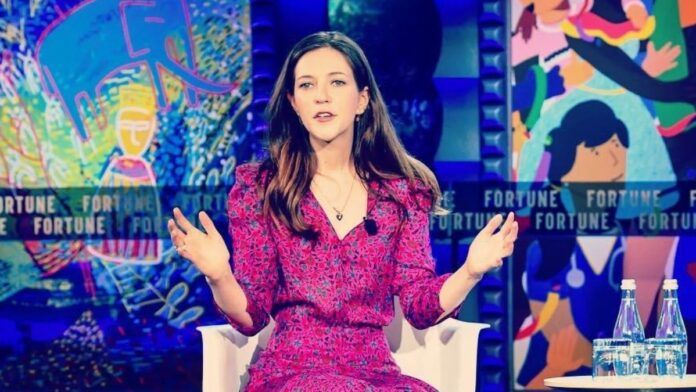 OpenAI demite executiva que se opôs ao “Modo Adulto” do ChatGPT por discriminação sexual