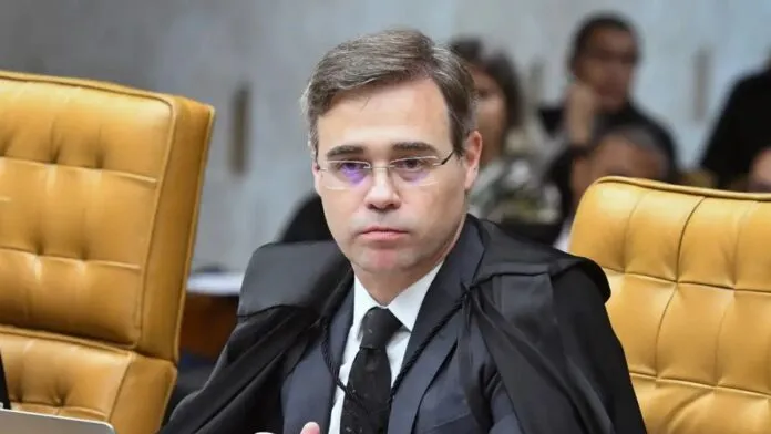Quem é André Mendonça, ministro do STF que assumiu relatoria do caso Master