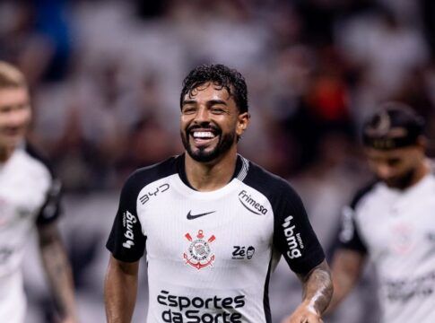 Matheus Bidu é seleção? Bancada do Papo de Craque discute fase do lateral