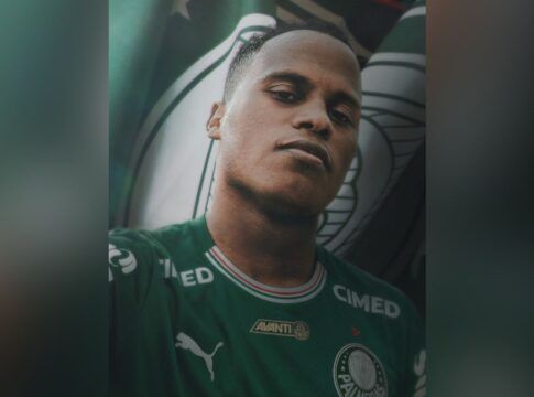 Jhon Arias deve fazer sua estreia pelo Palmeiras contra o Fluminense, seu ex-clube