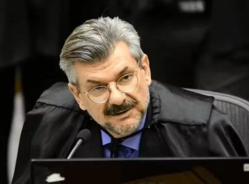 MP pede suspensão de salário de R$ 44 mil de ministro do STJ afastado po assédio