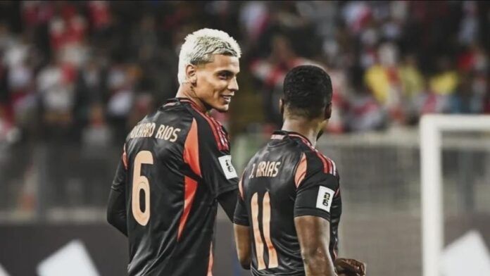 Arias sobre influência de Richard Ríos na negociação com o Palmeiras: “me ligou muitas vezes”