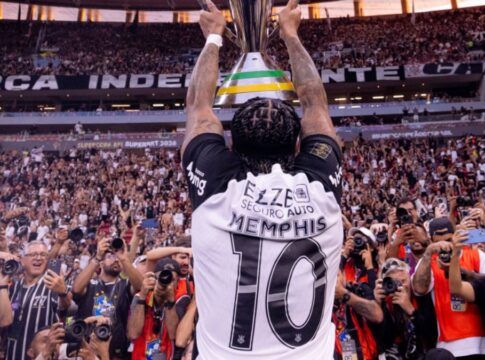 Confira o valor total que Memphis faturou com os títulos pelo Corinthians