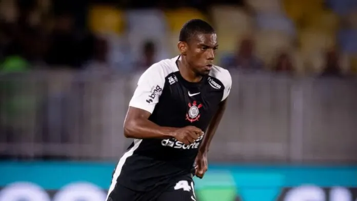 Gol de André aos 21 minutos do segundo tempo garantiu a classificação do Timão