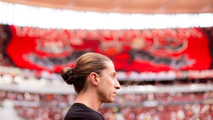 Filipe Luís no Mané Garrincha