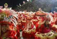 PT veta roupas com ’13’ e posts com #Lula2026 em cartilha para desfile no Rio