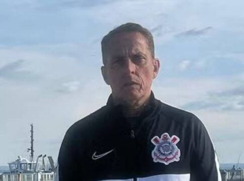 Nenê do posto, diretor da base do Corinthians