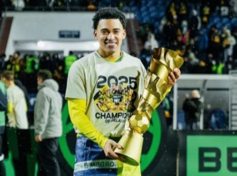 Corinthians acerta transferência de atacante para o futebol sérvio