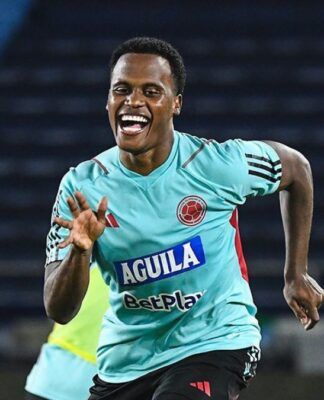 Jhon Arias é aprovado em exames médicos e Palmeiras prepara anúncio