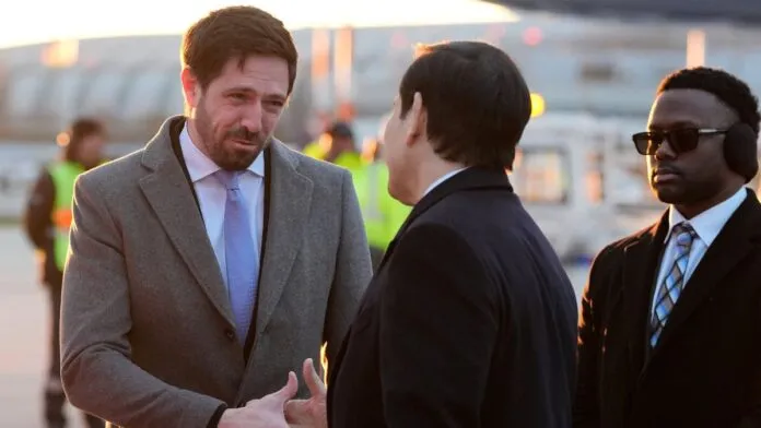 Irã afirma que acordos em negociações com EUA podem envolver energia, mineração e aeronaves