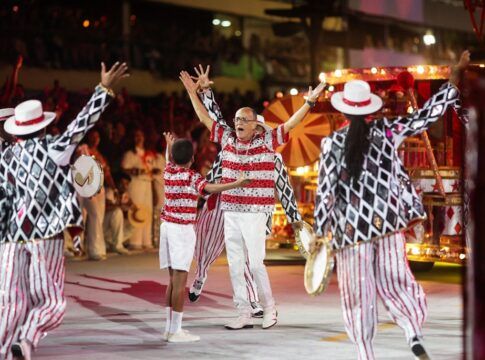Viradouro leva o enredo 