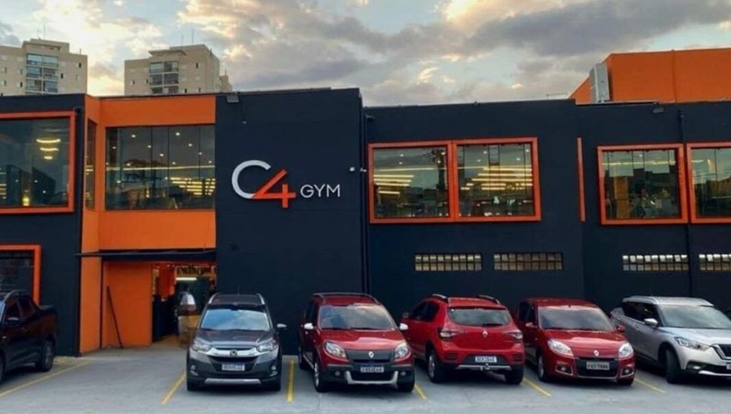 Fachada da unidade da C4 Gym no Parque São Lucas