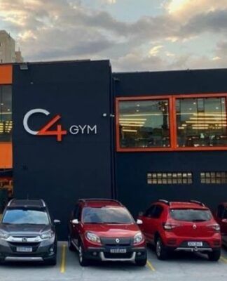 Fachada da unidade da C4 Gym no Parque São Lucas