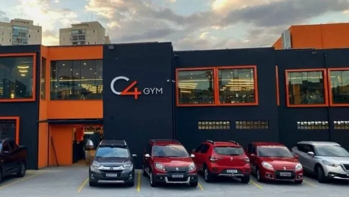 Fachada da unidade da C4 Gym no Parque São Lucas