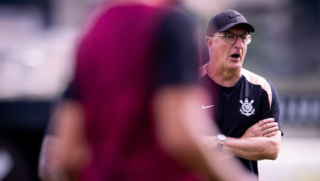 Dorival Júniro no treinod o Corinthians