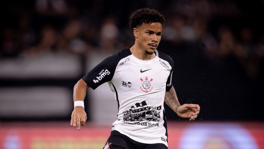 O atacante Kaio Cesar durante a vitória do Corinthians sobre o Capivariano