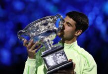 Alcaraz vence Djokovic e se torna o mais jovem a completar career slam no tênis