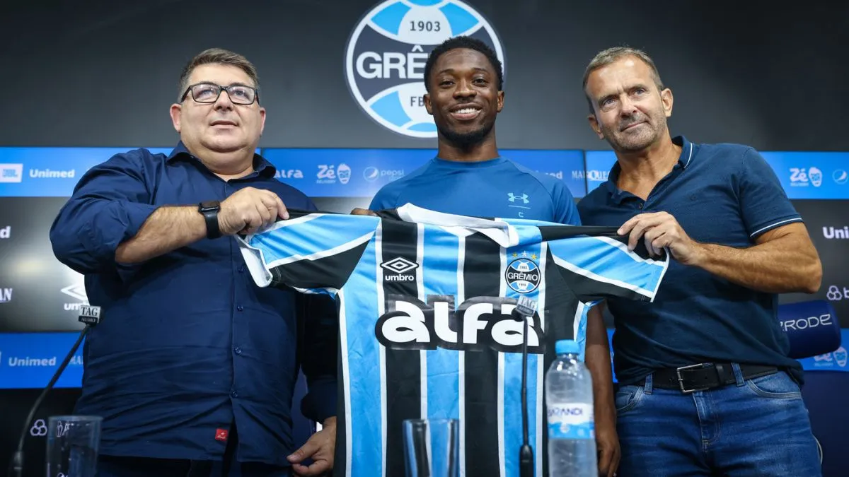Em 2025, o Grêmio contratou o atacante belga Francis Amuzu, que também é muçulmano e lidou com o Ramadã