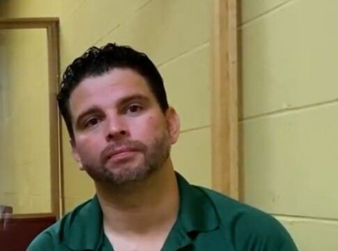 Brasileiro dono de cafeteria é detido por agentes de imigração nos EUA por visto vencido