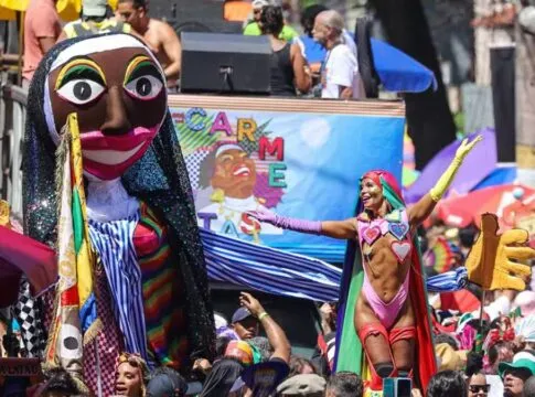 Carnaval de rua do Rio tem 20 blocos nesta sexta com destaque para Carmelitas