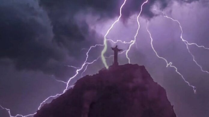 RJ tem 20 cidades com risco alto para inundações ou deslizamentos