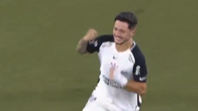 Rodrigo Garro marcou o único gol da partida entre Corinthians e Athletico-PR