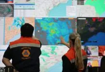 Chuvas bloqueiam rodovias e deixam mais de 130 desalojados no litoral de SP