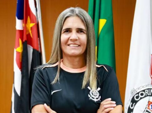 Emily Lima assume comando do Corinthians feminino e estreia contra Palmeiras