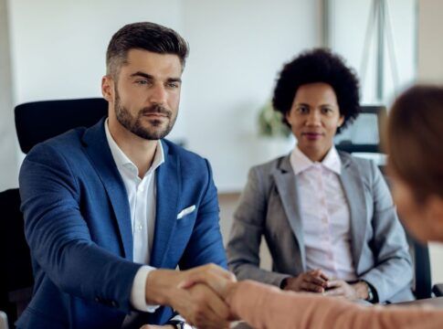 Patrão e empregado devem encontrar solução sobre 6×1, defende presidente da Abimaq