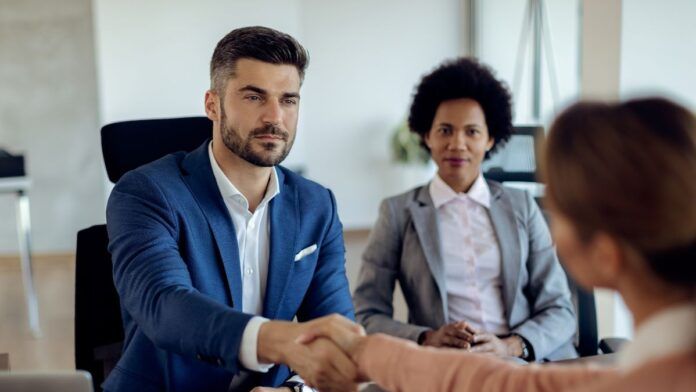 Patrão e empregado devem encontrar solução sobre 6×1, defende presidente da Abimaq