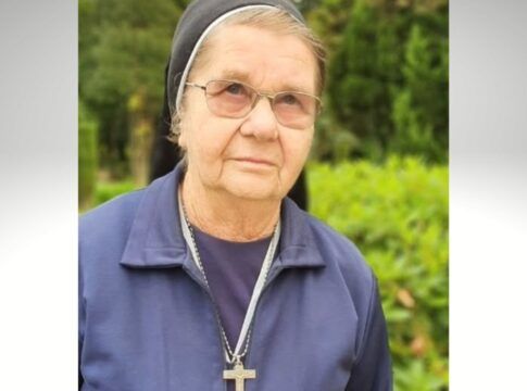 A freira Nadia Gavanski