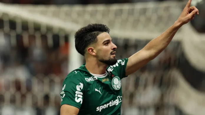 Memphis perde pênalti, Flaco decide e Palmeiras vence o Corinthians na Arena