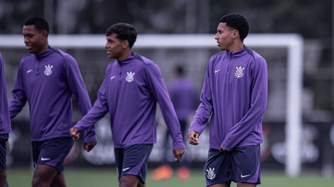 Wendel é lateral-esquerdo e pertence à geração de atletas nascidos em 2009 do Corinthians