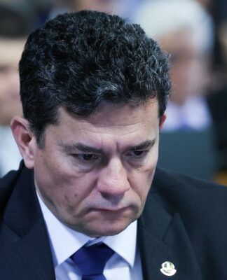 Delator disse a juíza que era “informante” de Moro e que podia pedir grampos