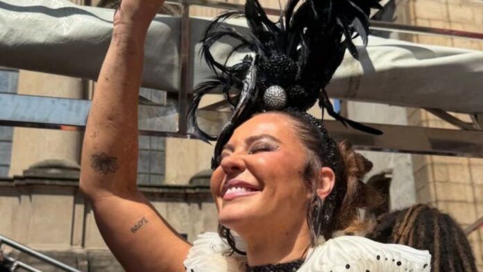 Paolla Oliveira no Carnaval do Rio