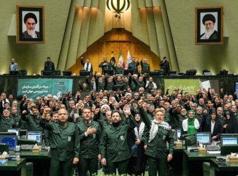 Irã avalia diplomacia nuclear com EUA; divergências sobre mísseis permanecem